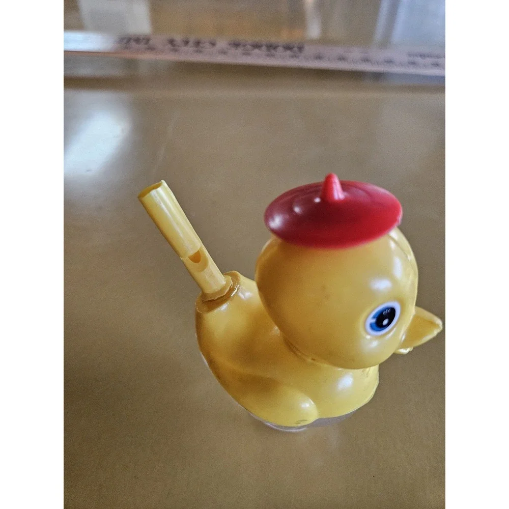 VINTAGE‎ PLASTIC SINGING CHICK A DEE WATER WHISTLE Yellow WITH Red HAT